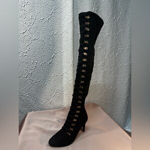 Elegant Black Over-the-Knee Gold Eyelet Lace Up Heeled Boots (6) ‼️NWOB‼️